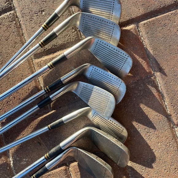 Powerbilt citation iron set in right hand - Picture 8 of 8